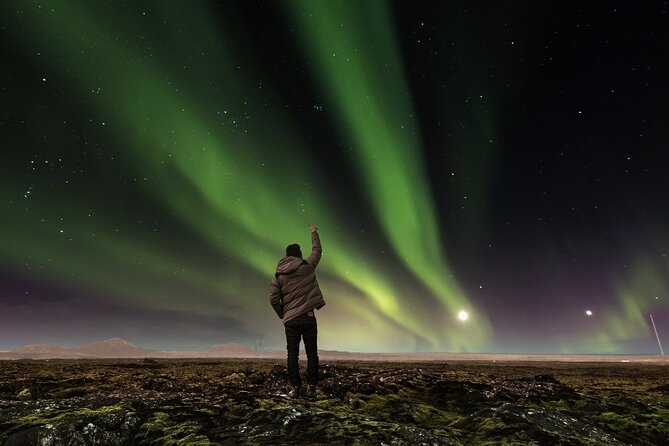 The Aurora Tour - small group, northern lights - Small groups, private attention, and a confusing capacity