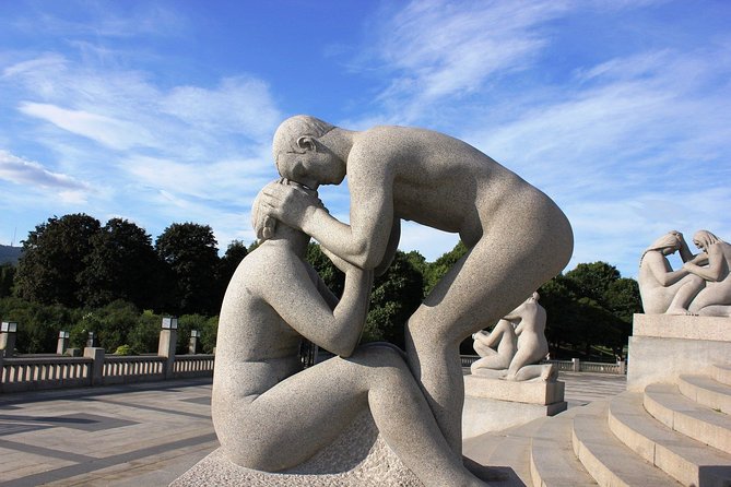 The Ultimate Study of the Human Form at Vigeland's Sculpture Park with a Local - What a local guide adds to the park