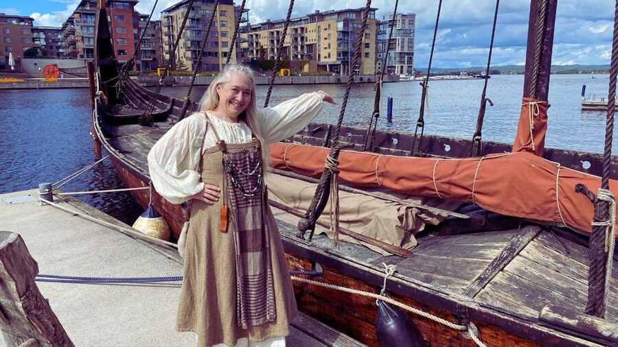 Tønsberg: Walk with a Viking - Guided Tour - Walking through the city’s founding stories