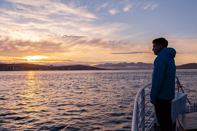 Tromsø: Arctic Fjord Cruise & Fishing Experience - Fish soup, bread, and hot drinks