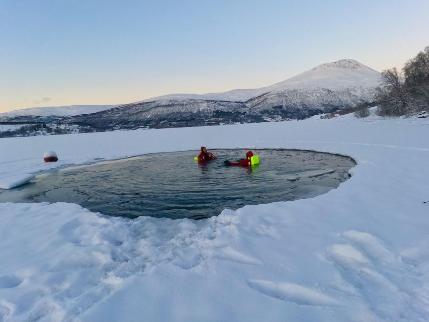 Tromsø: Arctic Floating with Snacks and Drinks - What the 100-minute water session feels like