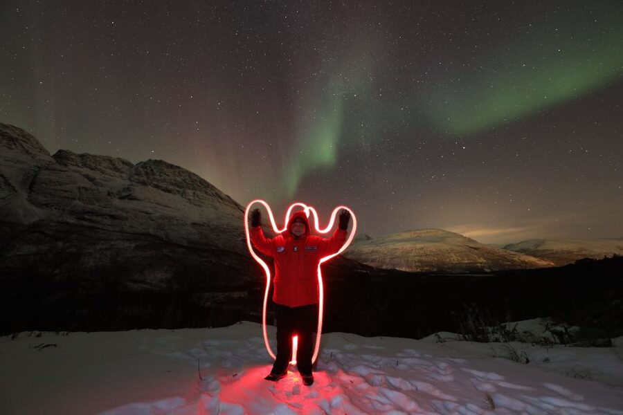Tromsø: Aurora Borealis, Campfire, Hot Meal, Arctic Tour - Who will enjoy this Tromsø aurora tour?