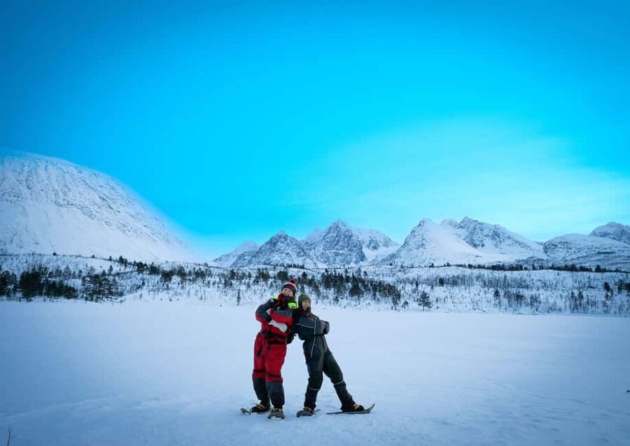 Tromsø: Aurora Crystal Lavvo Overnight Stay with Activities - The crystal lavvo is cozy, but not hands-off