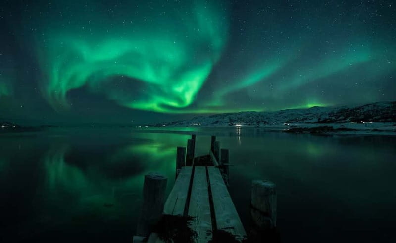 Tromsø: Aurora Hunt with Citizen Science - Campfire food that makes the waiting worthwhile