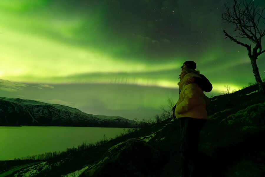 Tromsø: Aurora Quest Minibus Adventure - Chasing clear skies beyond Tromsø
