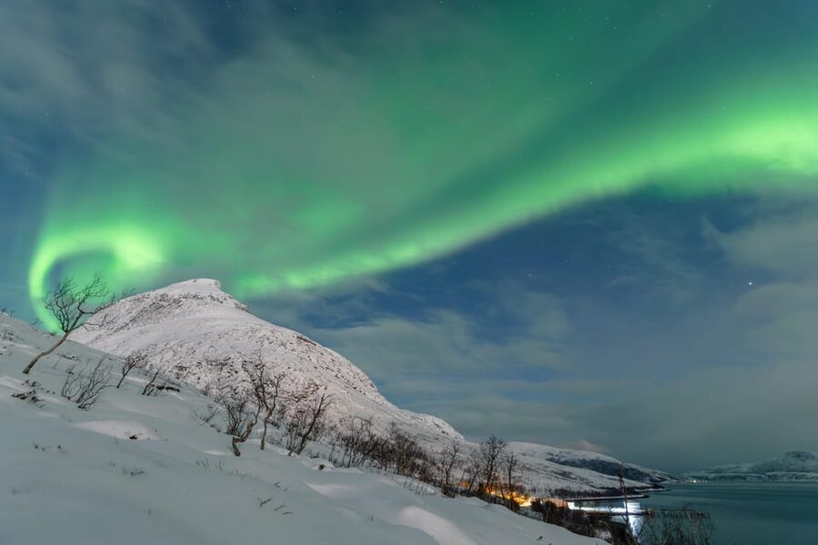 Tromsø: Aurora Quest Minibus Adventure - Meeting point, packing, and practical details