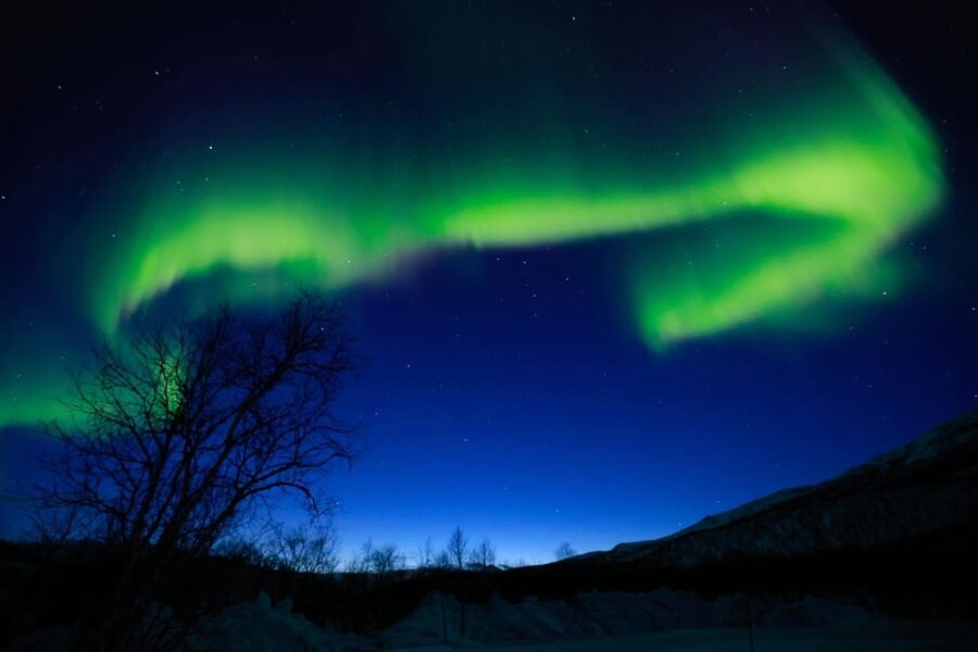 Tromsø Chinese Aurora Tour - Photography help that solves a real problem