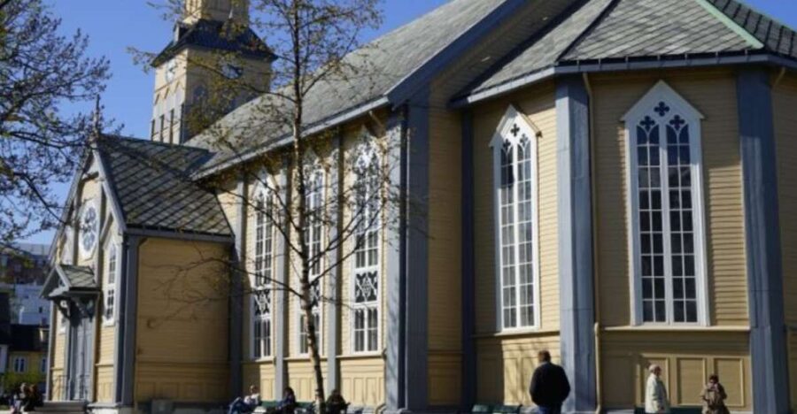 Tromso: City Highlights Guided Walking Tour - Key points to know before booking