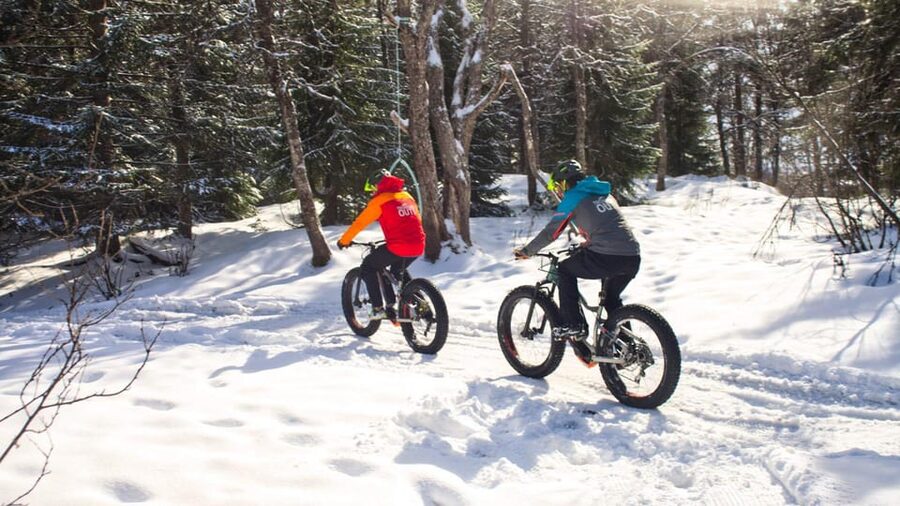 Tromsø: Electric fatbike trip on winter paths - Light, weather, and what to wear
