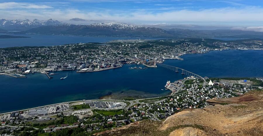 Tromsø: Island Tour & Cable Car with Tromsø Accessible Tours - Fjellheisen delivers the main payoff
