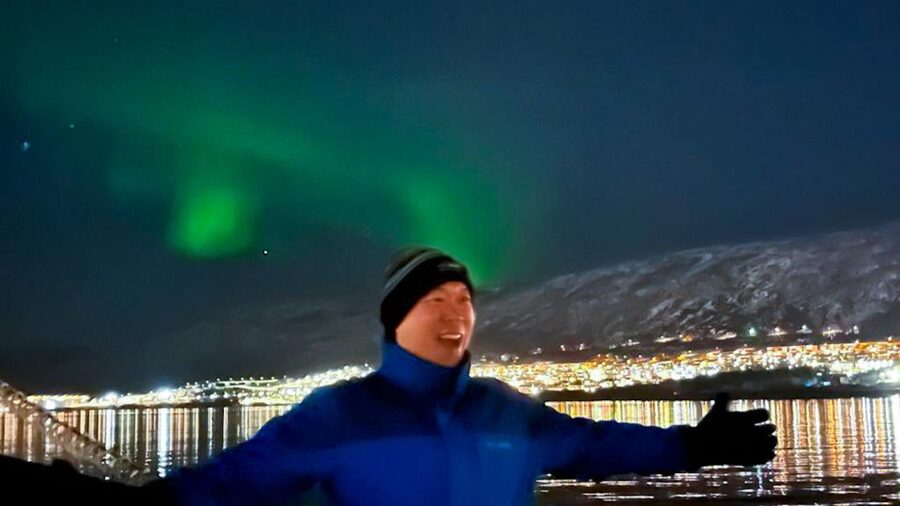 Tromso: Luxury Northern Lights Cruise with Hot Tub & Dinner - The hot tub: wonderful, but understand the setup