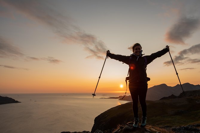 Tromsø: Midnight Sun Hike with Wandering Owl - Meeting at Scandic Ishavshotel