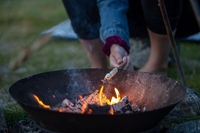 Tromsø: Midnight Sun with Campfire with Wandering Owl - Grotfjord and the coast west of Tromsø
