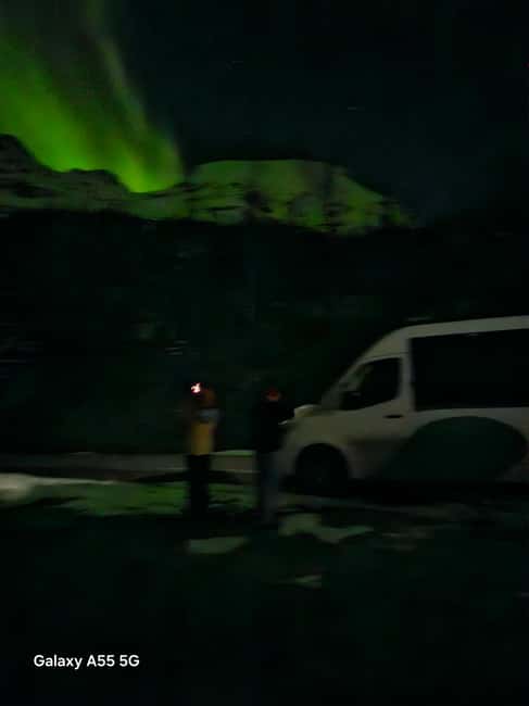Tromsø:Northern light tour with mini bus i Tromsø - Price and what you receive for $232