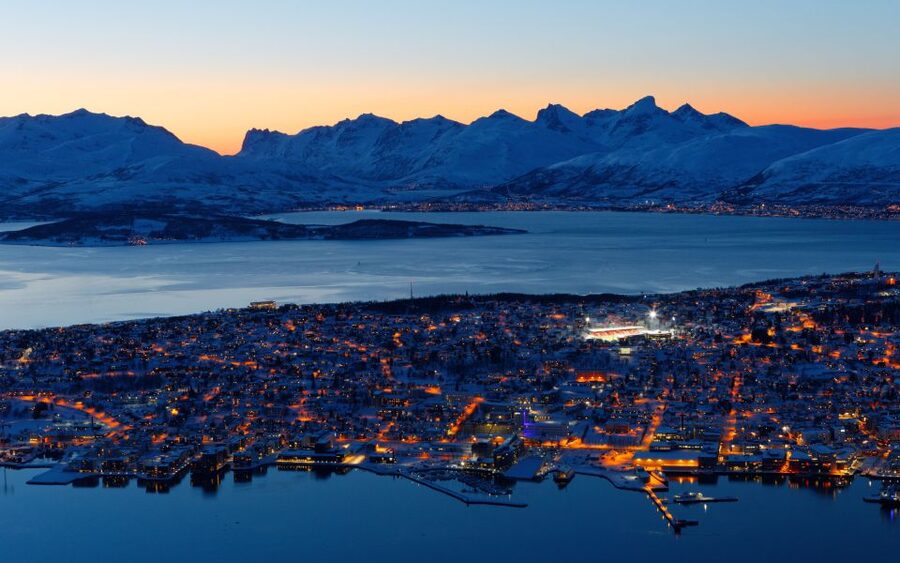 Tromso: Northern Lights Cable Car Excursion - Who should choose this experience?
