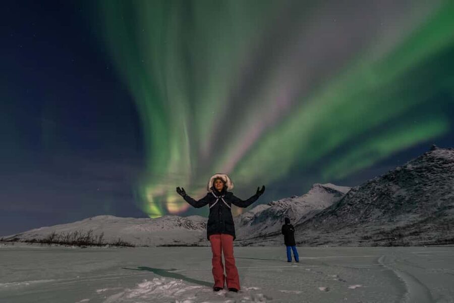 Tromsø: Northern Lights Chase by a comfortable bus - Who should book this Tromsø aurora chase?