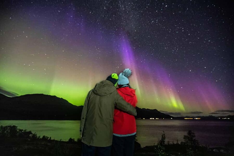 Tromsø: Northern Lights Chase with Free Photos - The Mercedes Sprinter ride from Tromsø