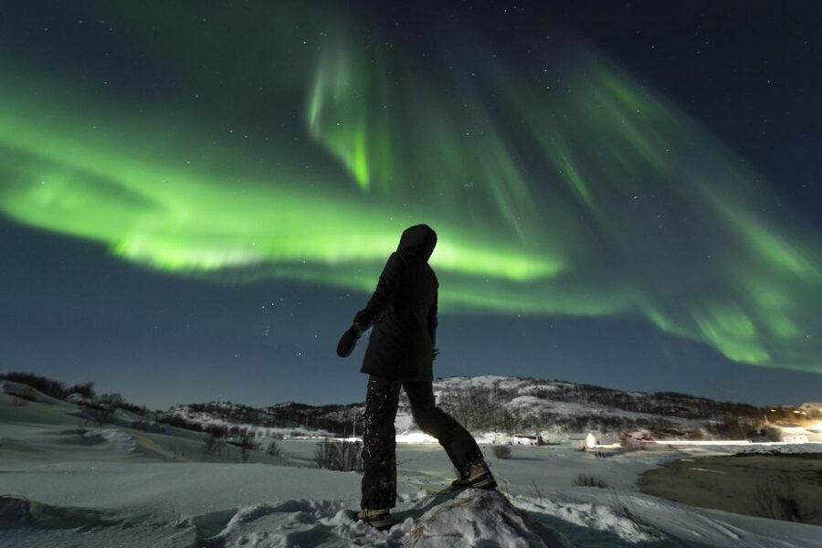 Tromso: Northern Lights Chase with Photo Package Included - What the guides add to the night