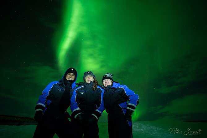 Tromso Northern Lights Minibus Chase Small Group Tour with Photos - The fire, meal, and social side of the night