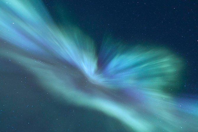 Tromso Northern Lights Minibus Chase Small Group Tour with Photos - Group size, guides, and personal attention