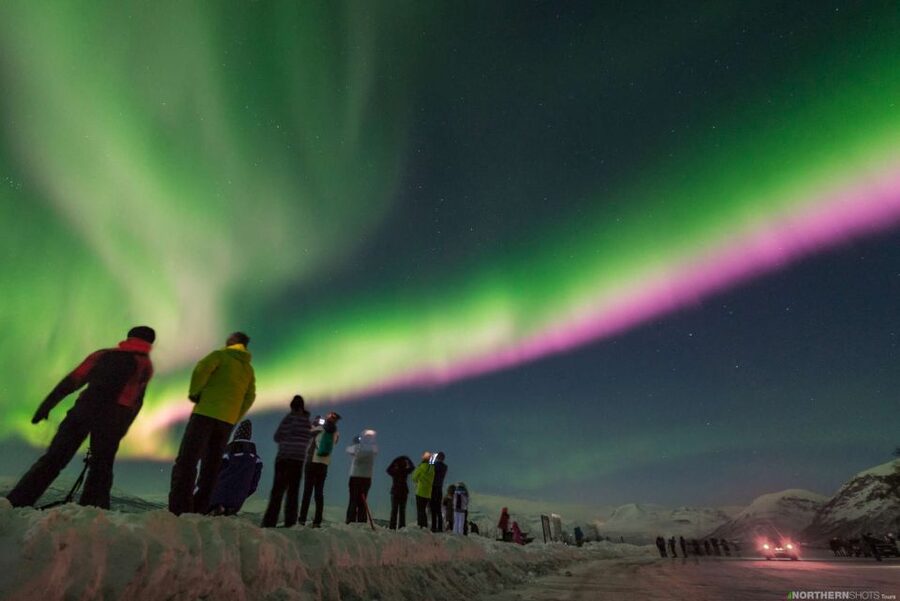 Tromso: Northern Lights Photography Tour by Bus (or miniBus) - Why this is more than a quick photo stop