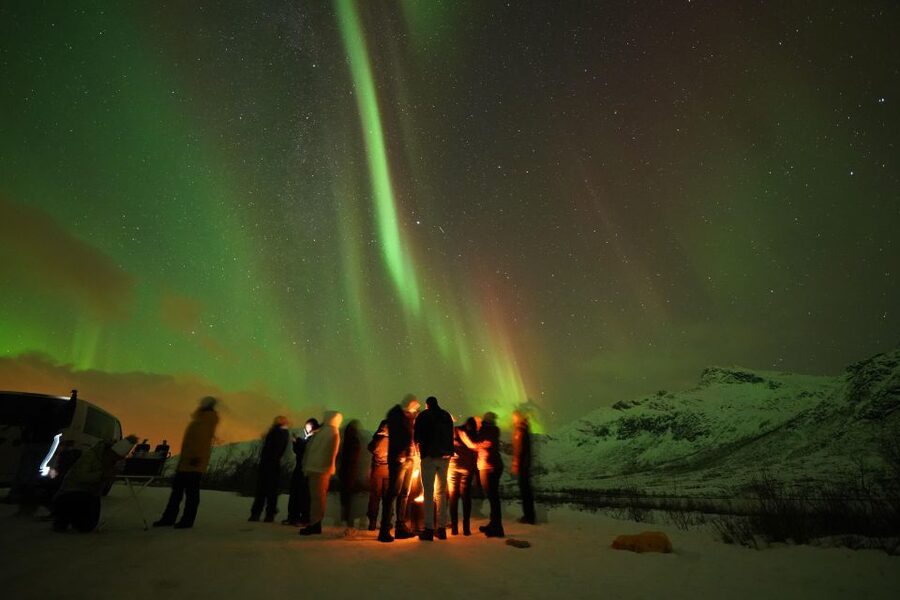 Tromsø: Northern Lights Tour with Free Professional Portrait - Is $181 a fair price?