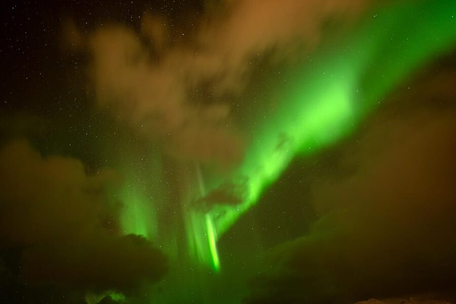 Tromsø: Northern Lights Tour with Local Guide and Photos - Getting portraits beneath the Northern Lights