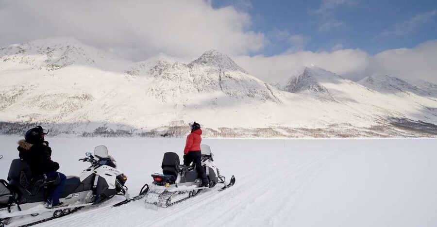 Tromsø: Scenic Arctic snowmobile safari in the Lyngen Alps - Key points to know before booking