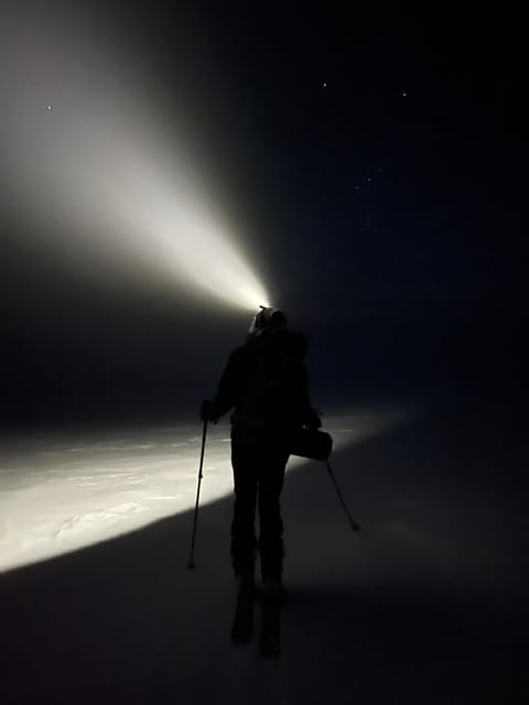Tromsø: Ski touring (ski de randonnee) - The downhill ski back toward sea level