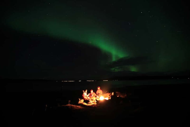 Tromsø: Small Group Northern Lights Hunt - Meeting in central Tromsø and getting ready