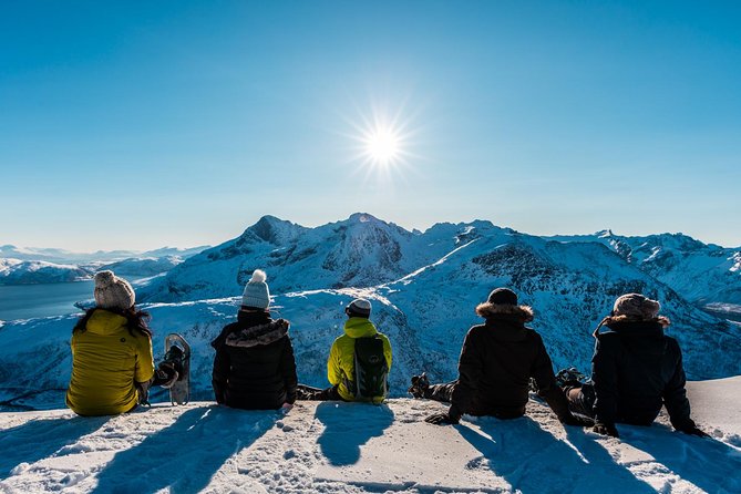 Tromso Snowshoeing - Valley, Fjord Views, Wildlife, Meal & Pickup - Guides make the difference