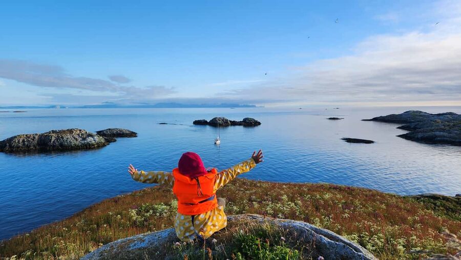 Tromsø: Sommaroy Fjord Tour with Lunch Option & Midnight Sun - Guides who make the drive worthwhile