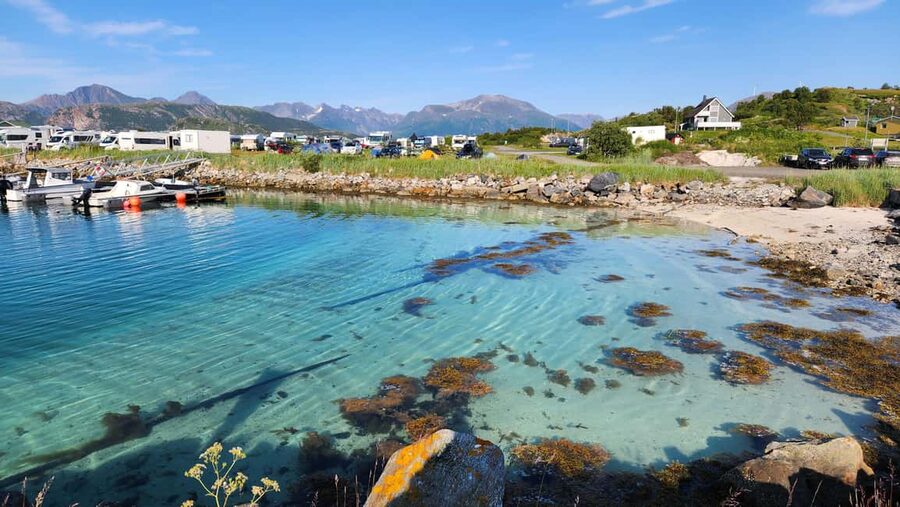 Tromsø: Sommaroy Fjord Tour with Lunch Option & Midnight Sun - Who should book this five-hour outing?