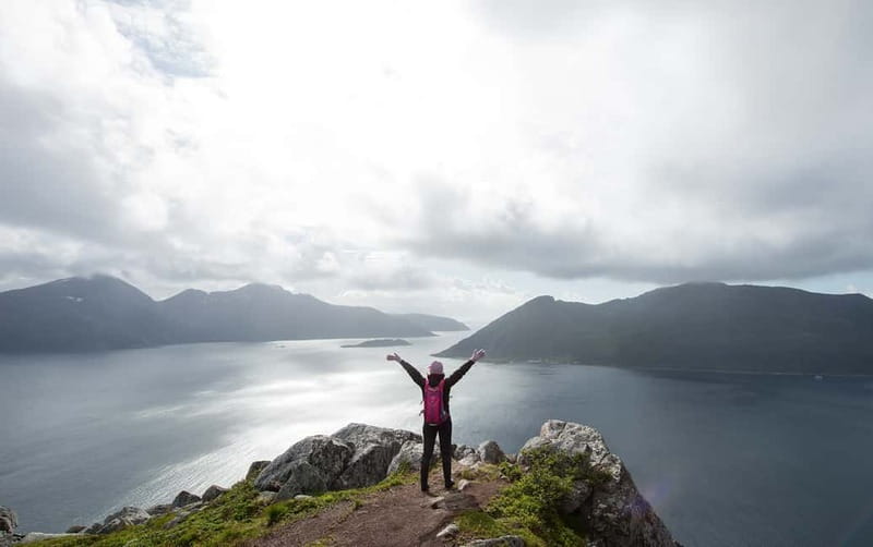 Tromsø: Summer Day Hike in the wilderness - Packing for Arctic summer weather