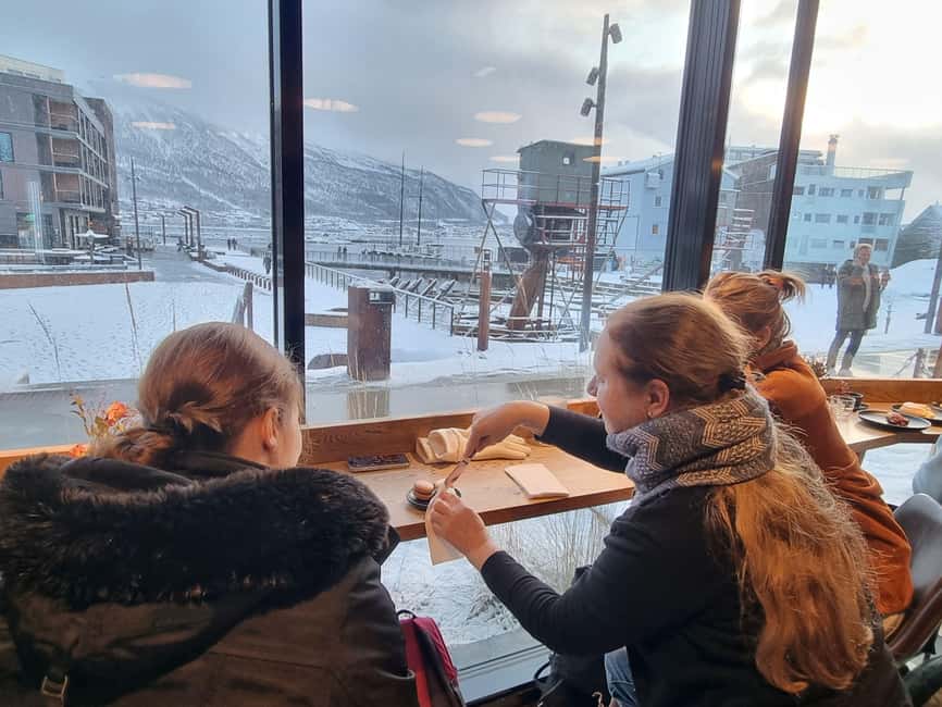 Tromsø Sweet Temptations tour: afternoon tea & chocolates - Practical tips before you book