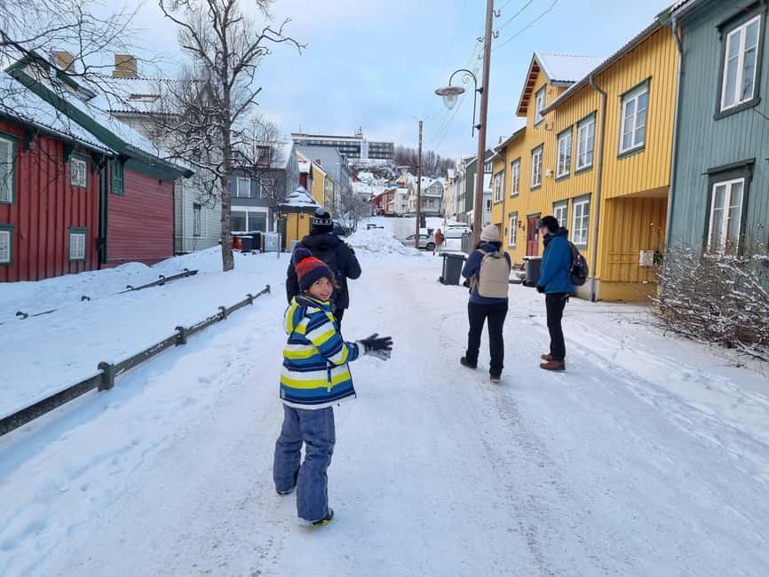 Tromsø Sweet Temptations tour: afternoon tea & chocolates - Tromsø cafés, cinnamon buns, and local sweet habits