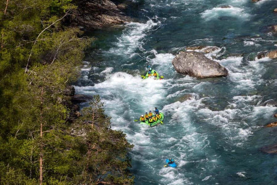 Voss: Thrilling Whitewater Rafting Guided Trip - Entering the Raundal Valley from Voss