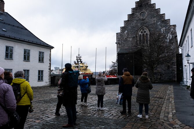 Walking Tour in Bergen of the Past and Present - Skostredet and Bergen’s food culture