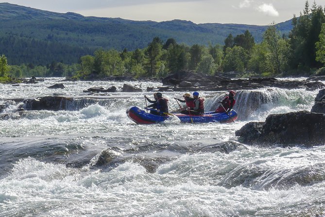 White Water Rafting Adventure in Dagali - level 2 - How the guide team shapes the experience
