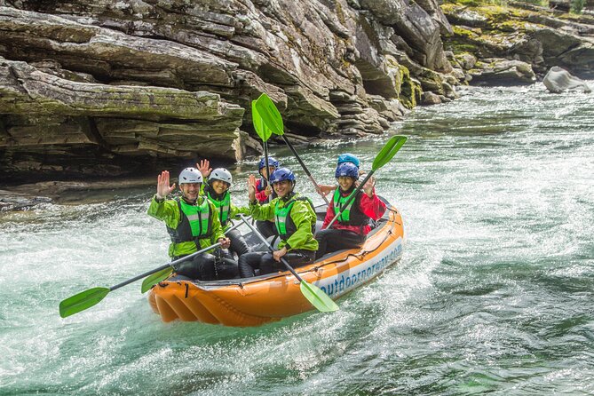 Whitewater Rafting Grade 3 to 4 - What the price includes at $208.50