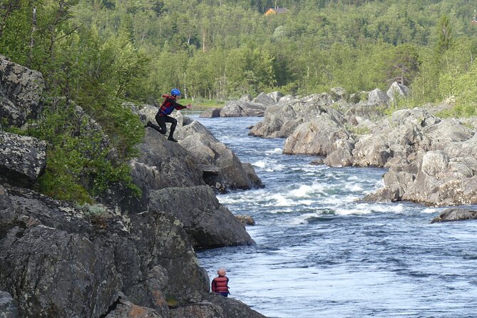 Wild Viking Rafting on Numedalslågen River - level 3 - Why the Numedalslågen River makes this a real adventure